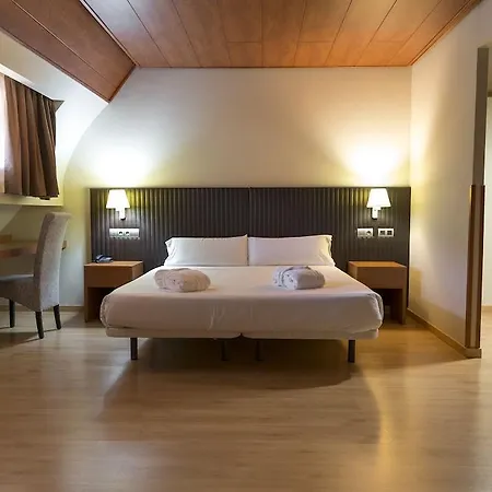 Iberik Rocallaura Balneari Ξενοδοχείο 4*